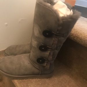 Bailey button uggs